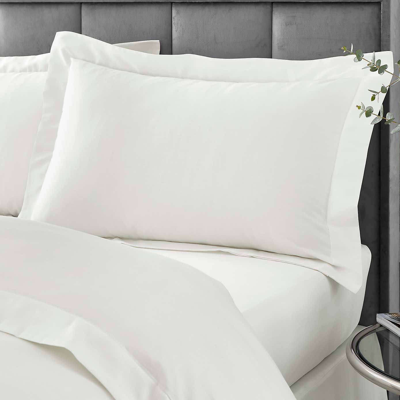 Hotel Egyptian Cotton 230 Thread Count Sateen Oxford Pillowcase