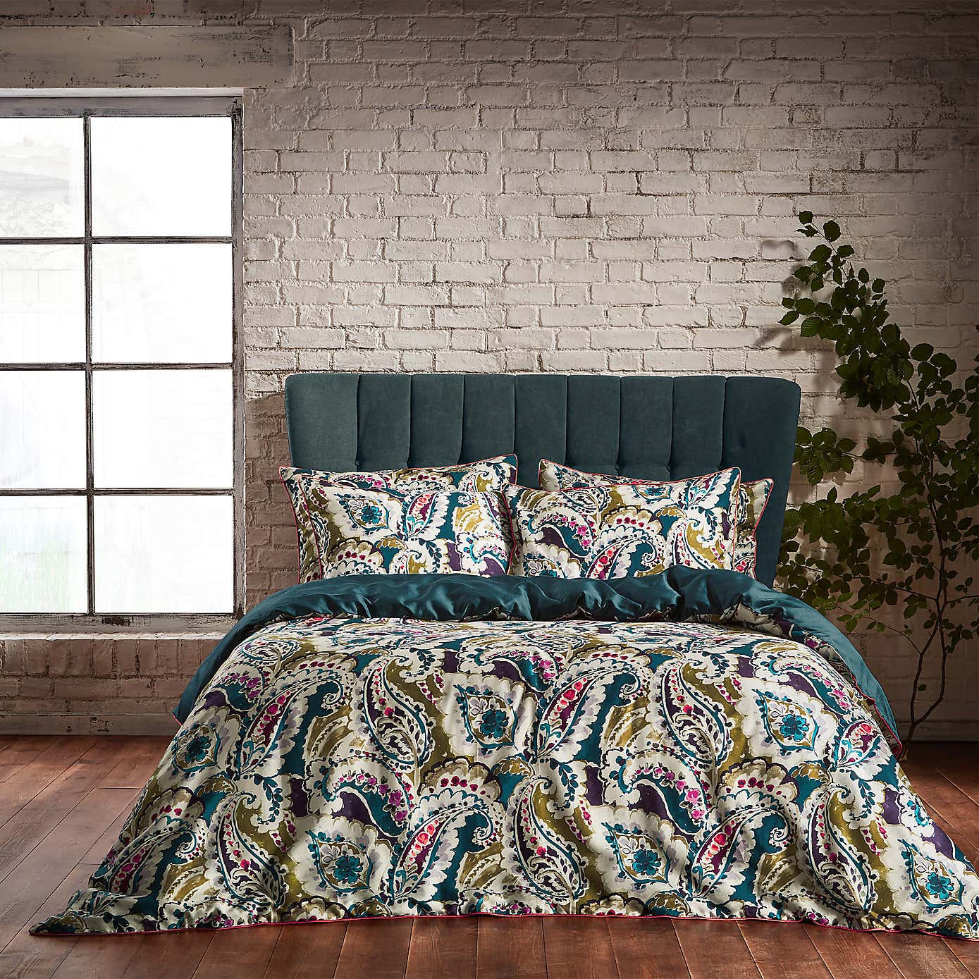 EW by Edinburgh Weavers Aretha Paisley Teal 100% Cotton Sateen Duvet Cover & Pillowcase Set