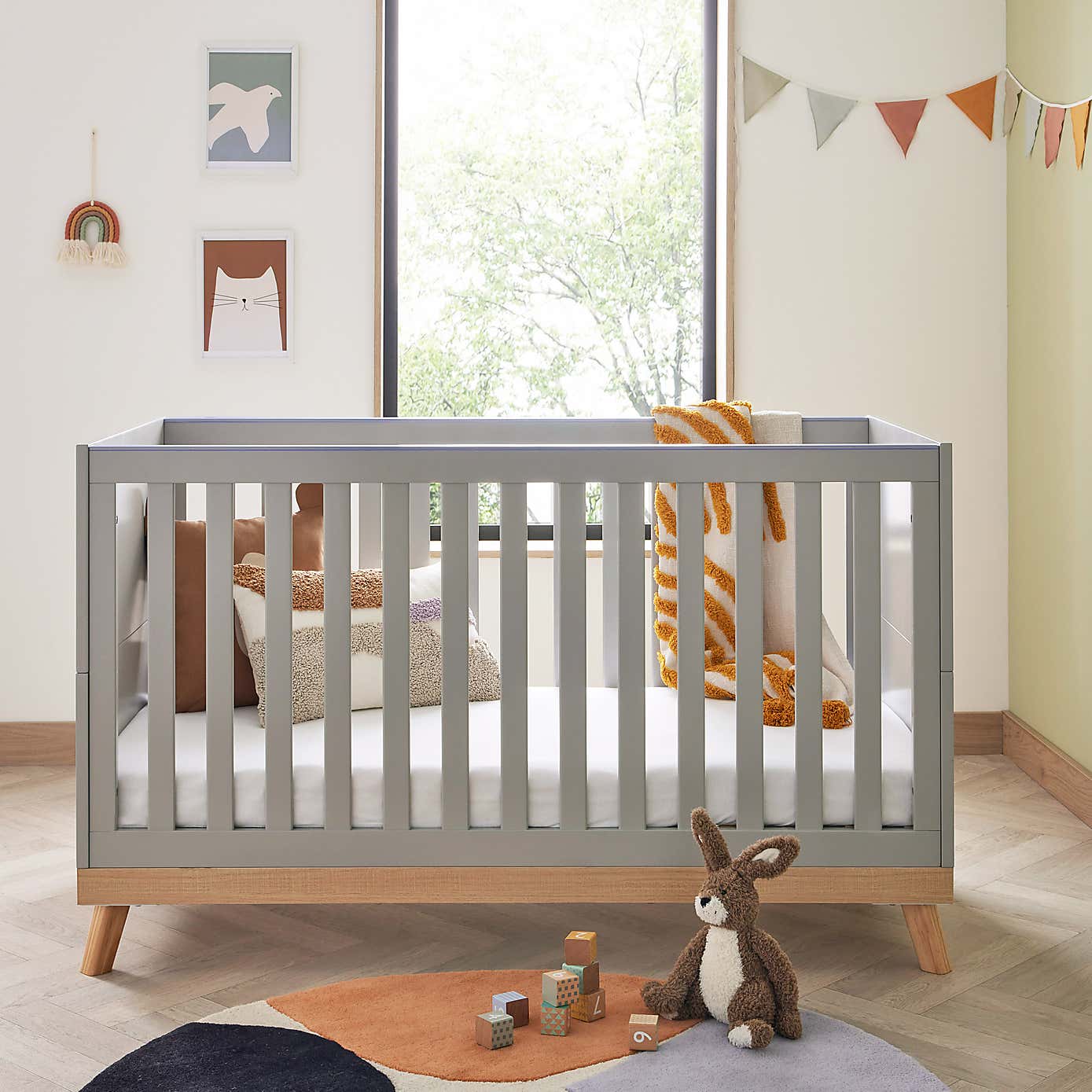 Babymore Mona Cot Bed