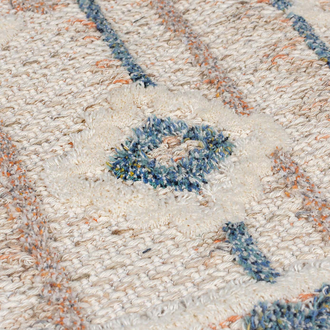 Elessia Traditional Washable Rug