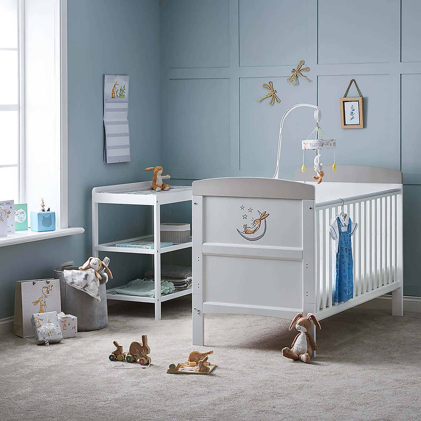 OBaby Grace Inspire Guess Moon Back Cot Bed