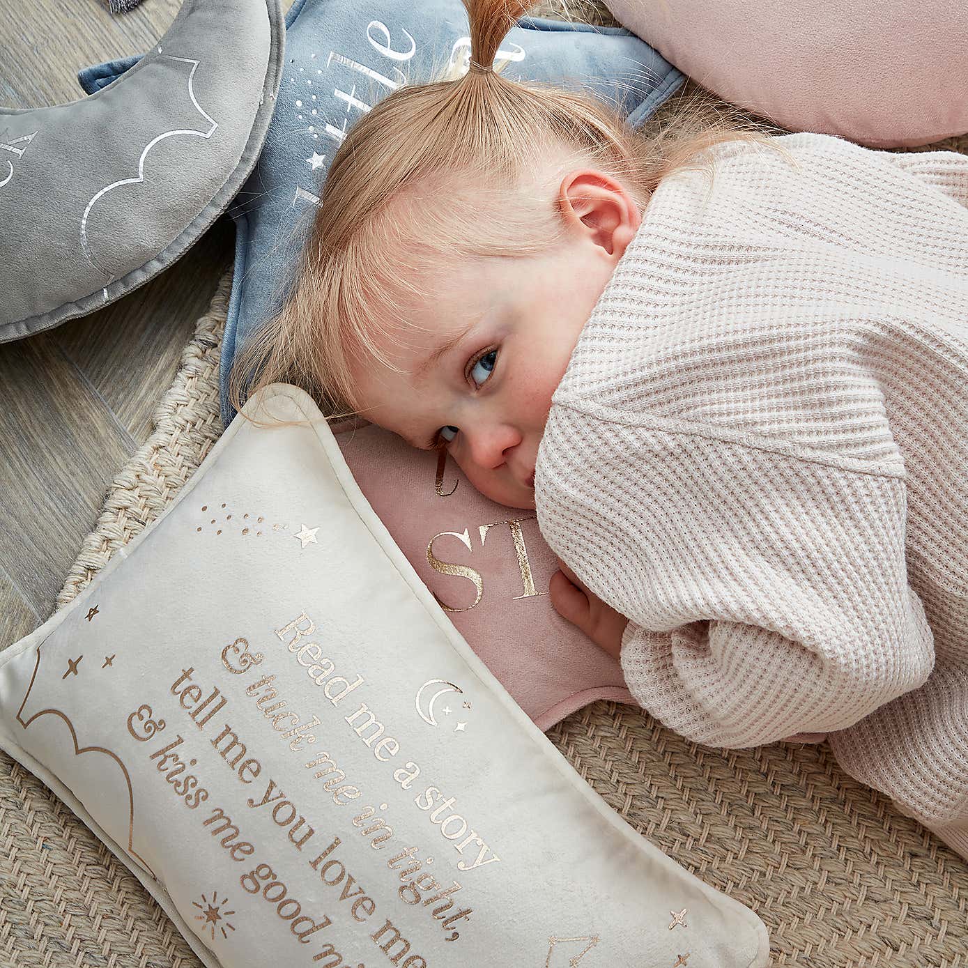 Bambino Read Me a Story Velvet Cushion