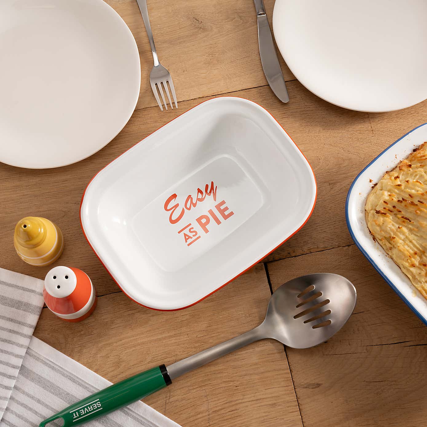 Enamel Pie Dish