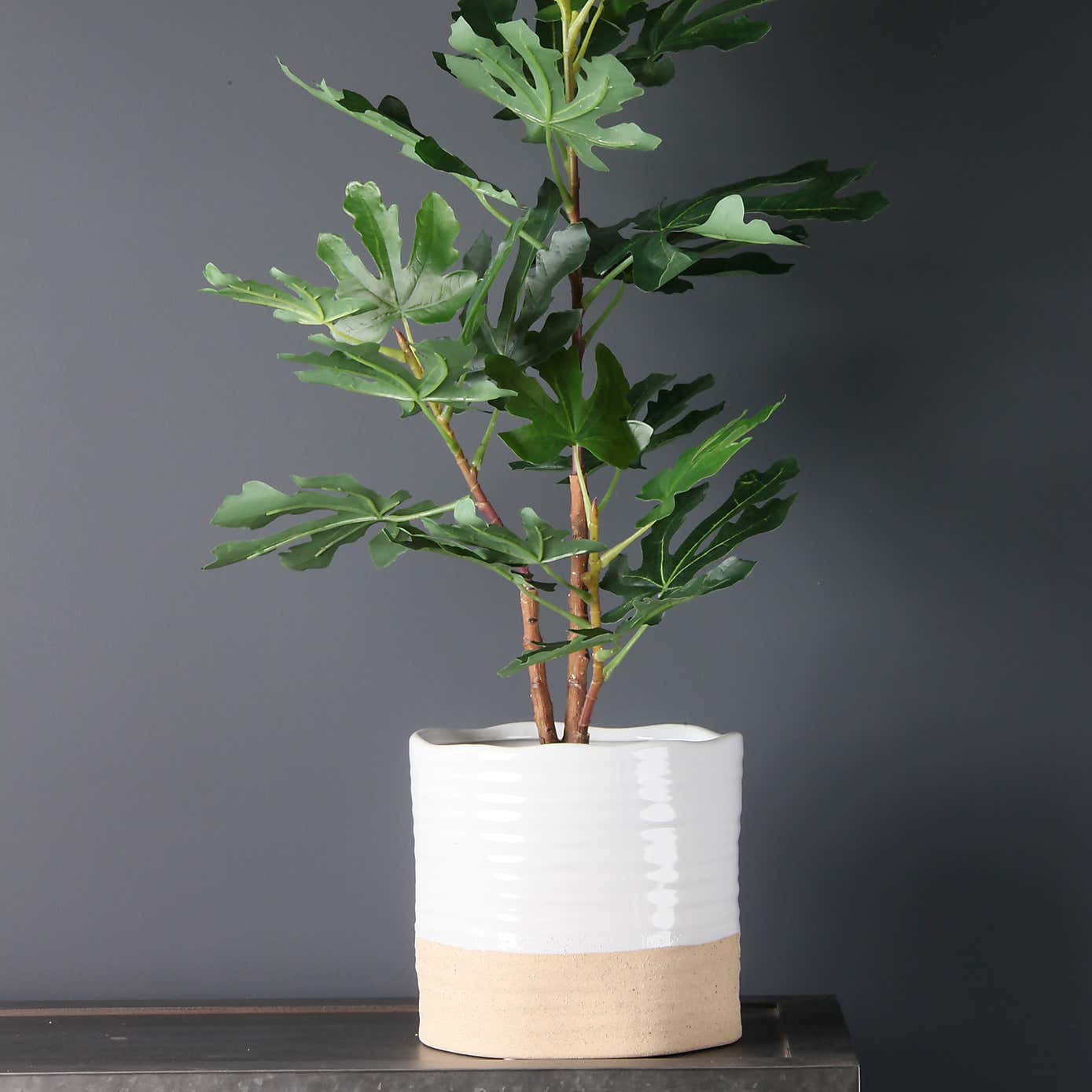 Two Tone Rustic Planter 19cm x 21cm