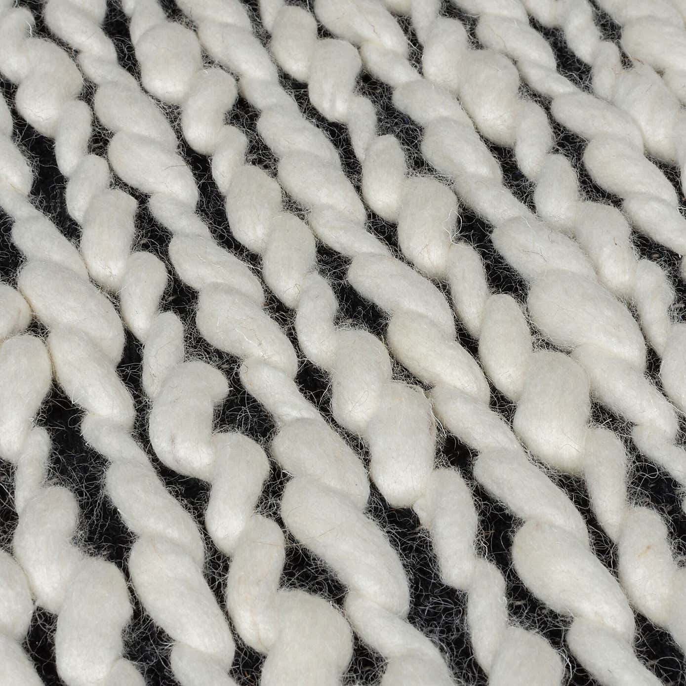 Braided Wool Textured Monochrome Runner