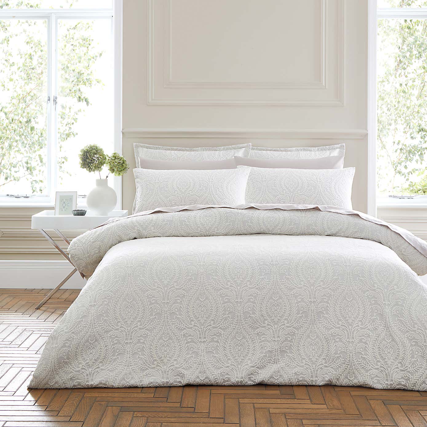 Peyton Jacquard White Duvet Cover and Pillowcase Set