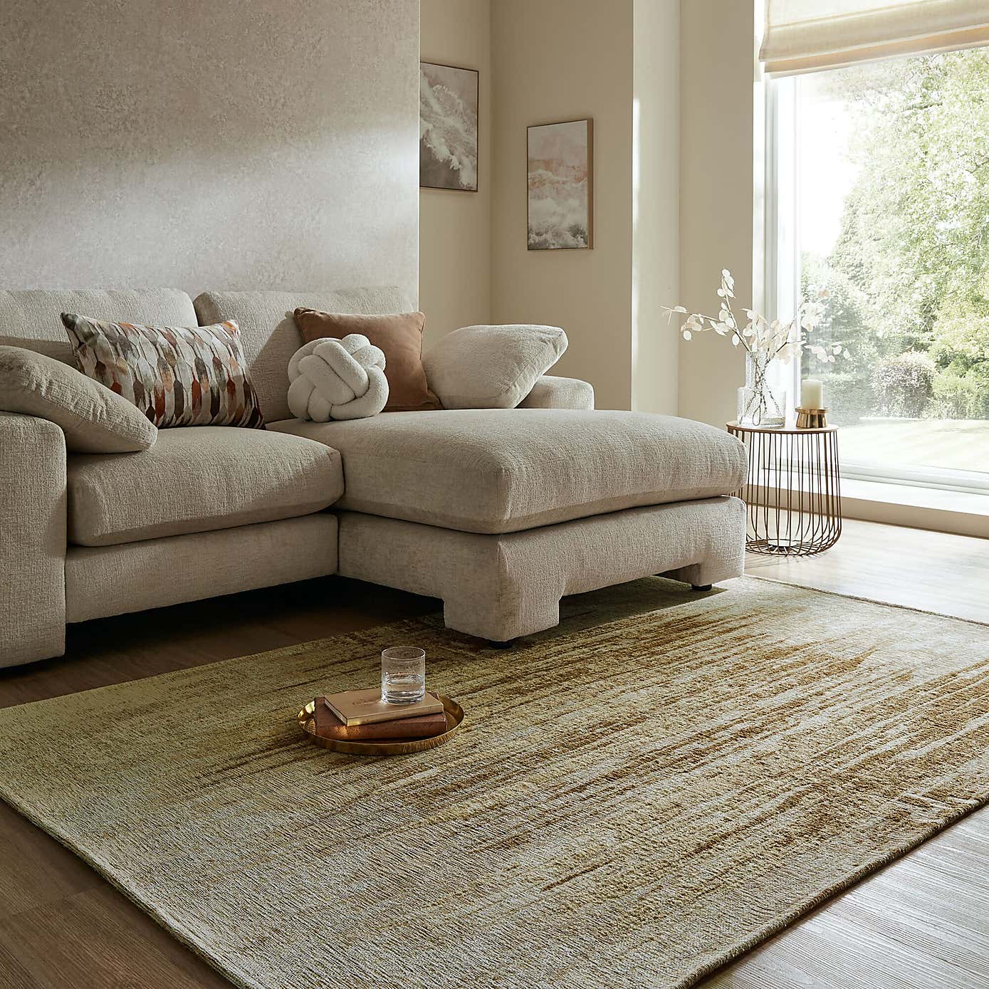 Linear Abstract Chenille Rug
