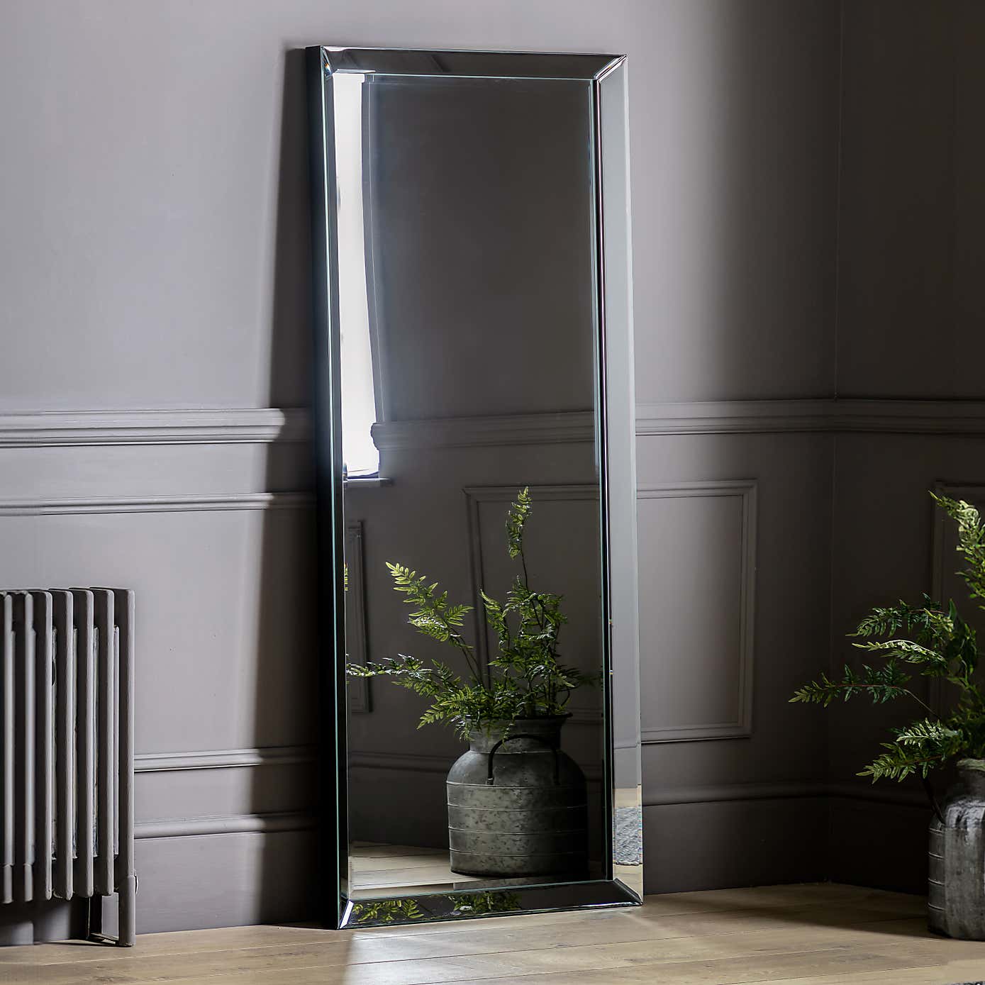 Lyra Full Length Leaner Mirror