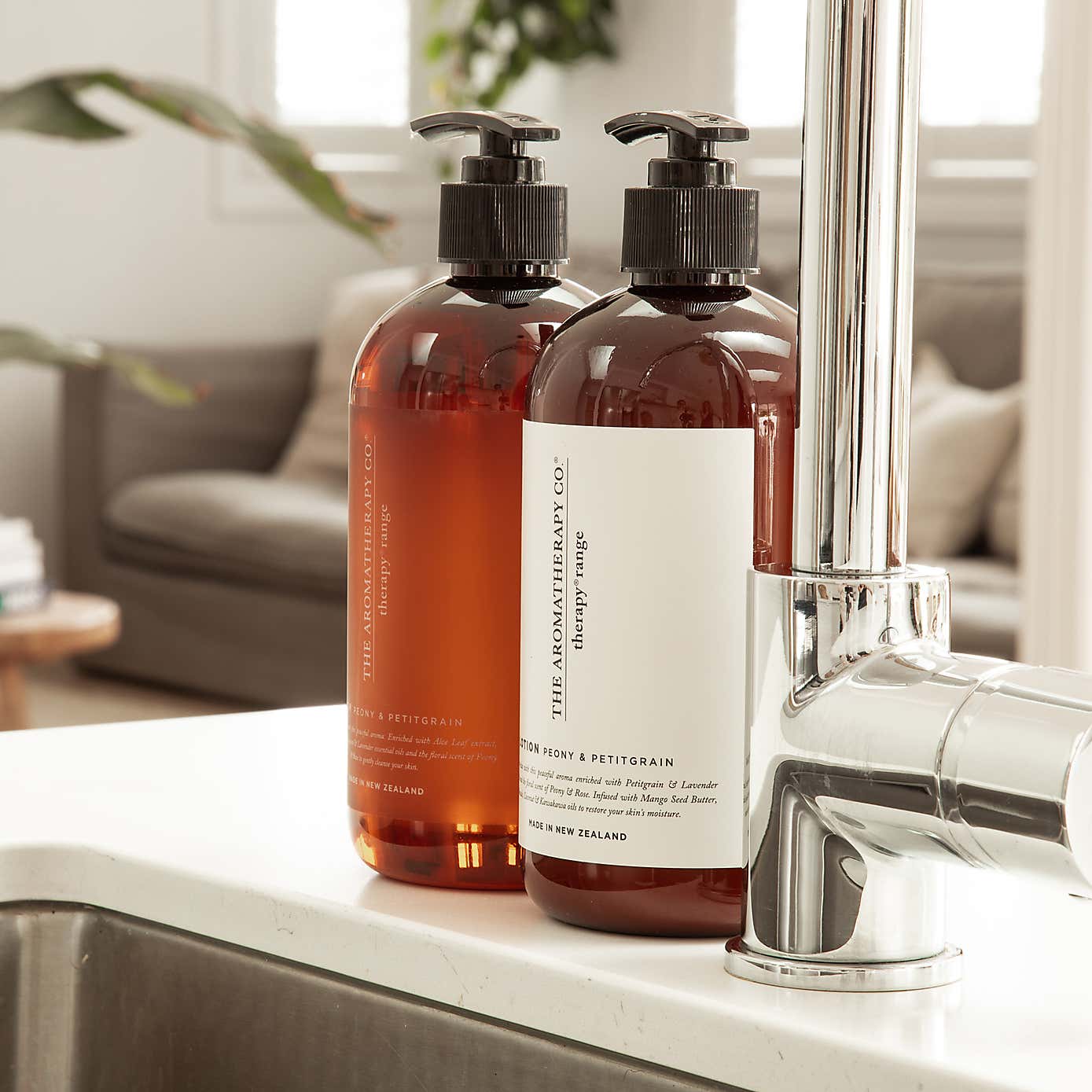 The Aromatherapy Co Therapy Relax Lavender & Clary Sage Hand & Body Wash