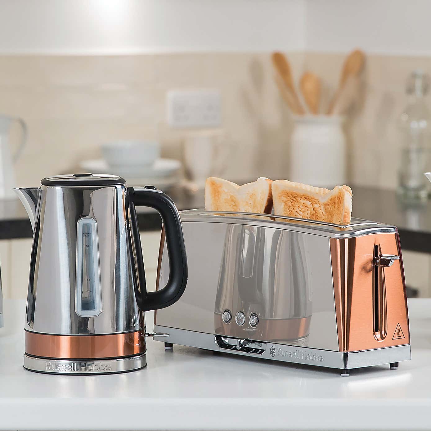 Russell Hobbs Luna 1.7L Quiet Boil Kettle