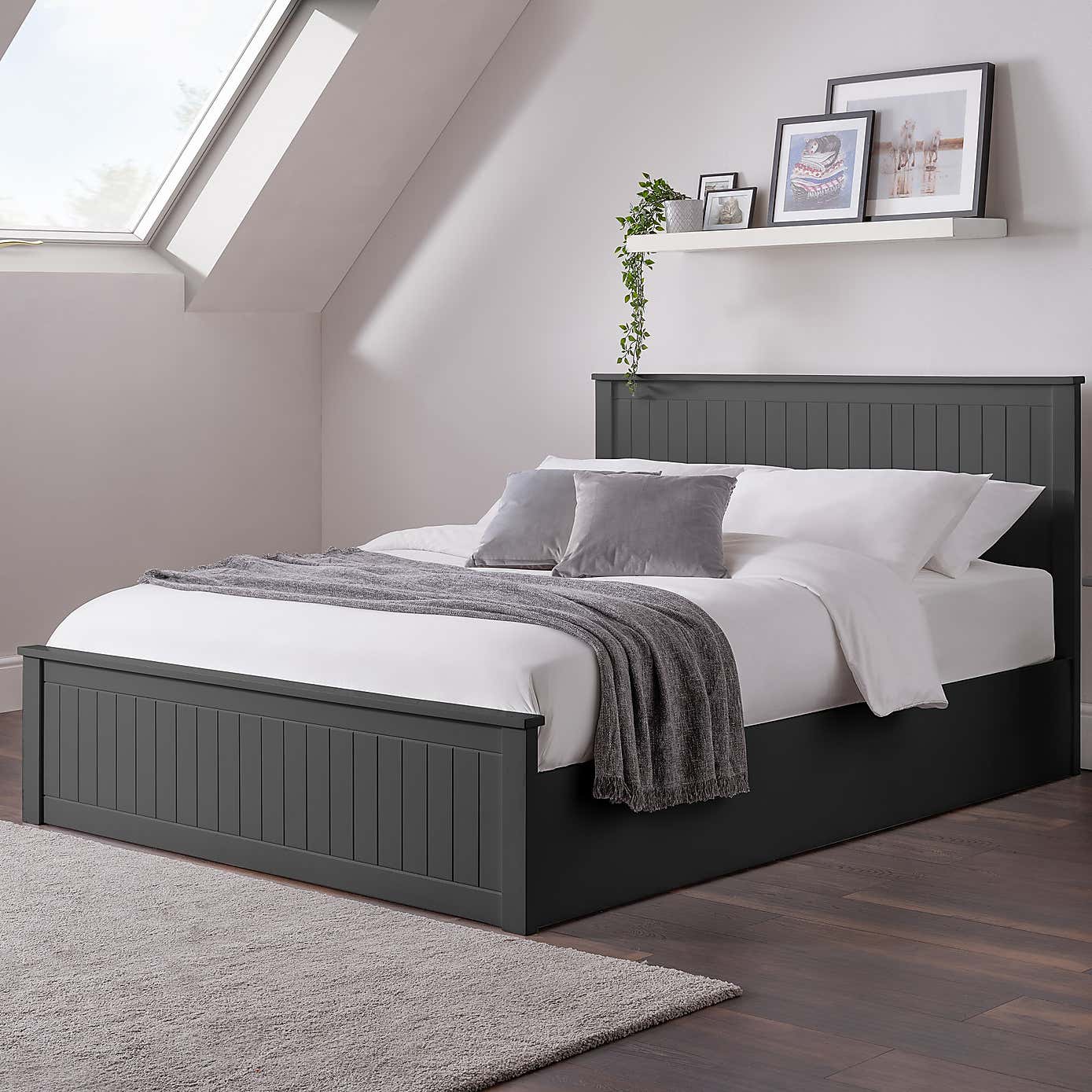 Maine Ottoman Bed