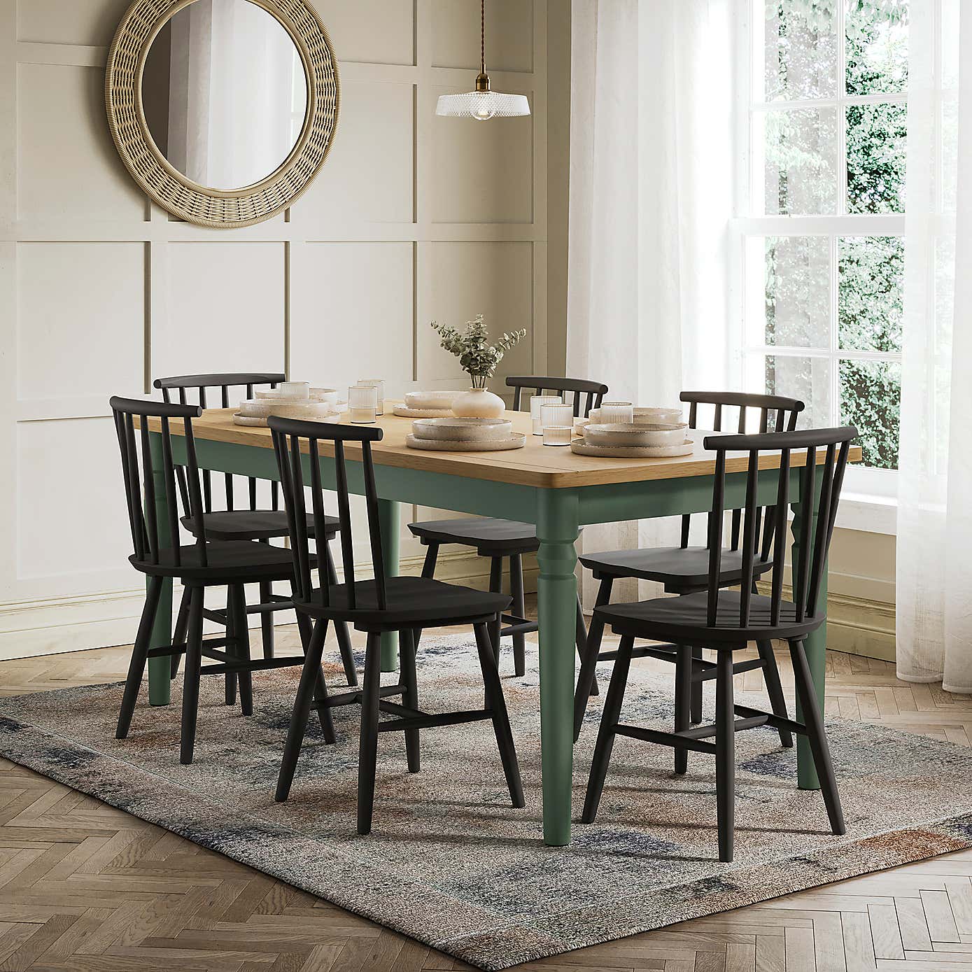 Pip 8-10 Seater Extendable Dining Table