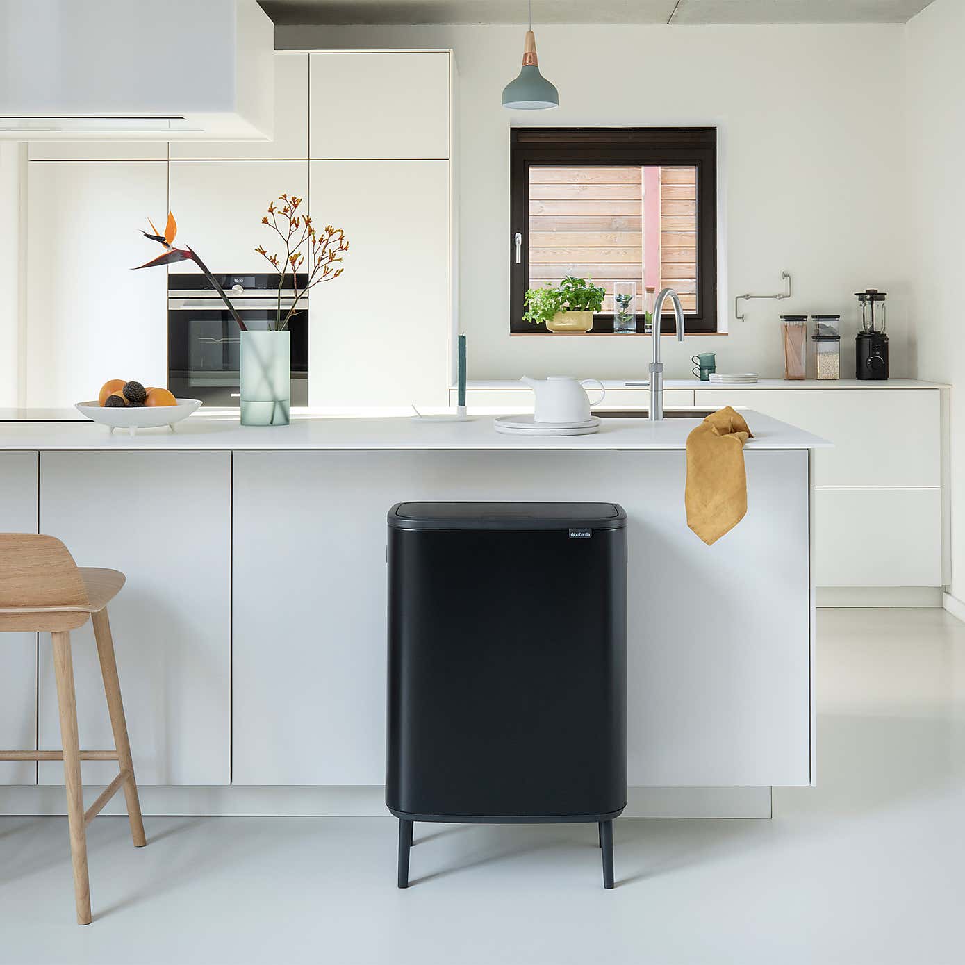Brabantia Bo 60L Touch Bin Hi