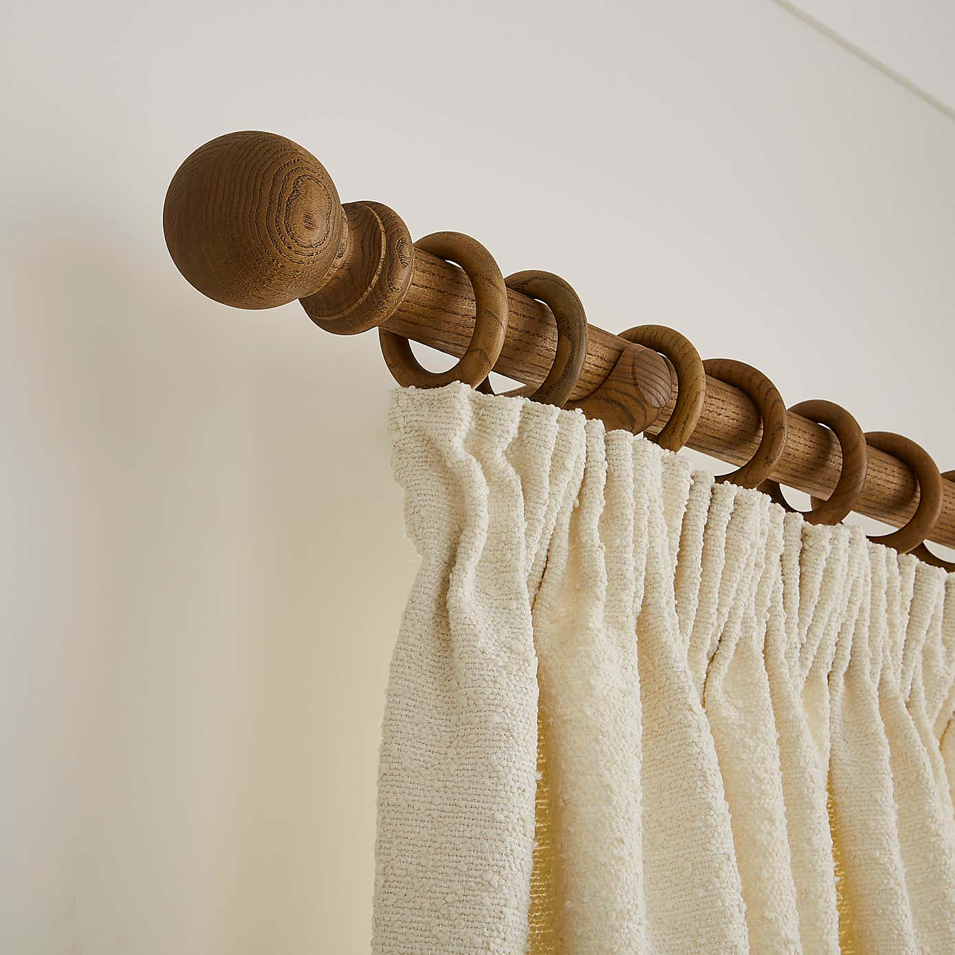Churchgate Tilton Wooden Curtain Pole with Rings