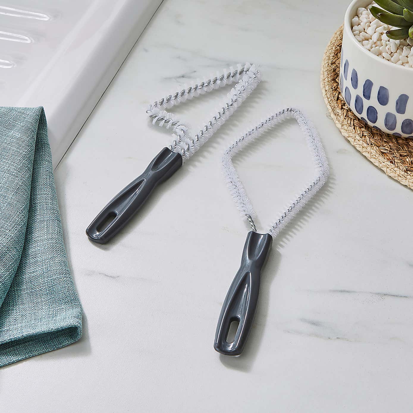 Pack of 2 Gap Cleaning Brushes