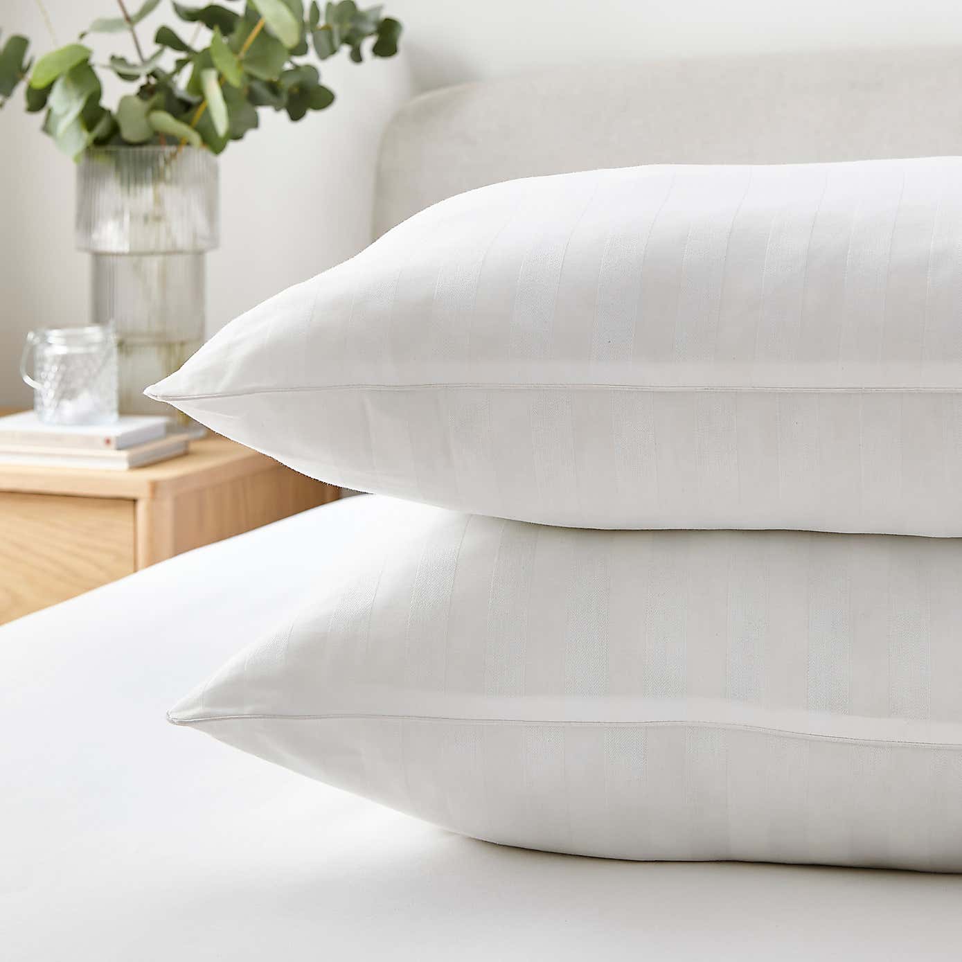 Hotel Luxury Cotton Soft Pillow Pair