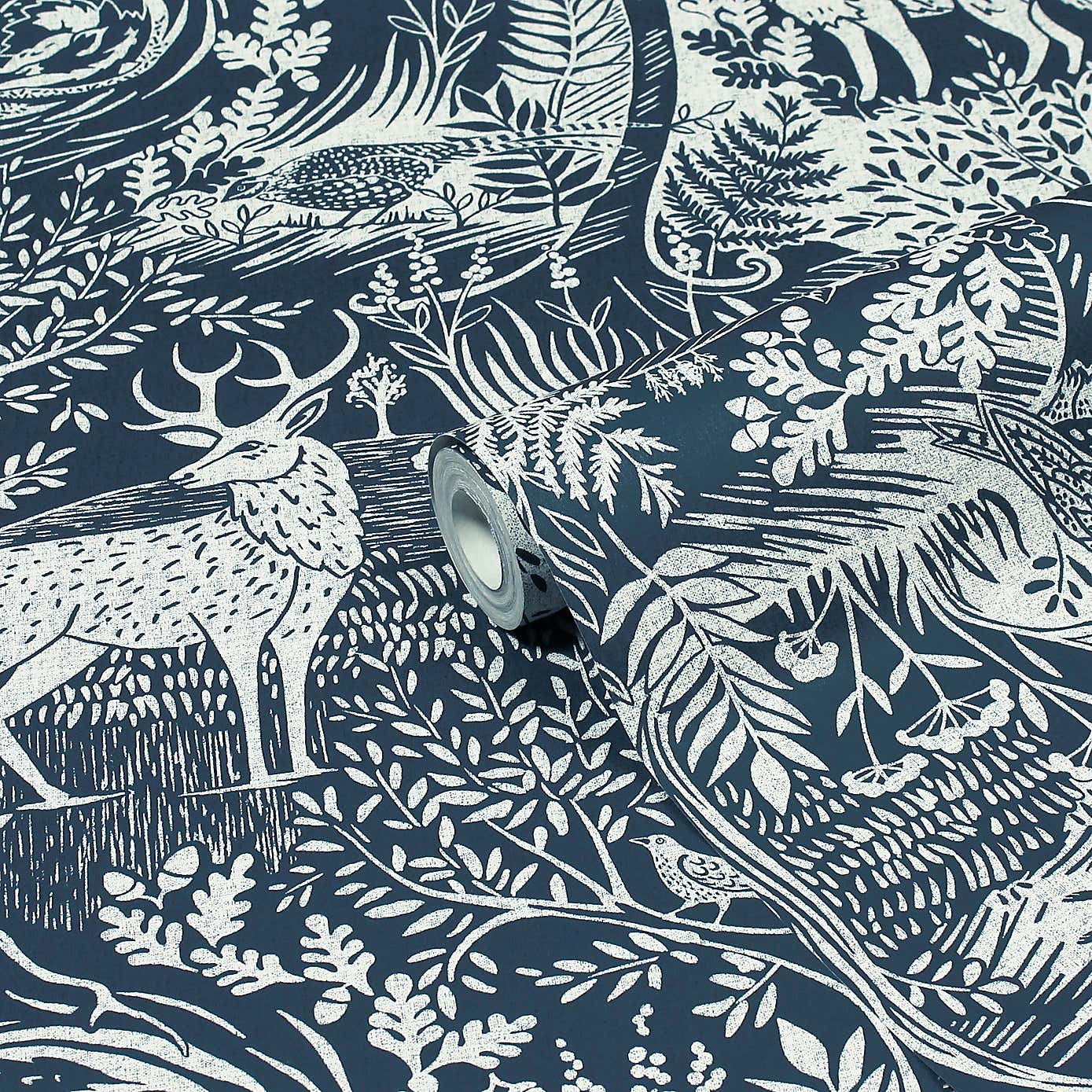 Furn. Winter Woods Wallpaper