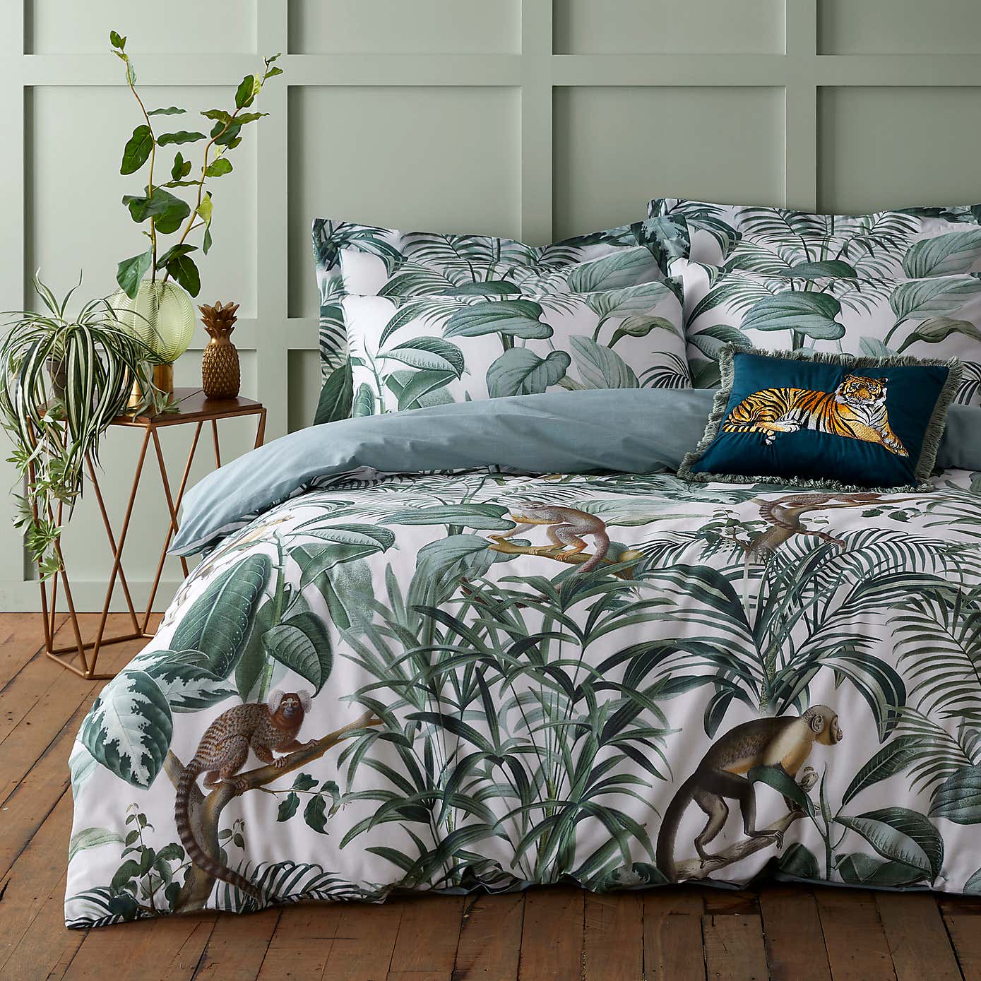 Velvet Tiger Cushion