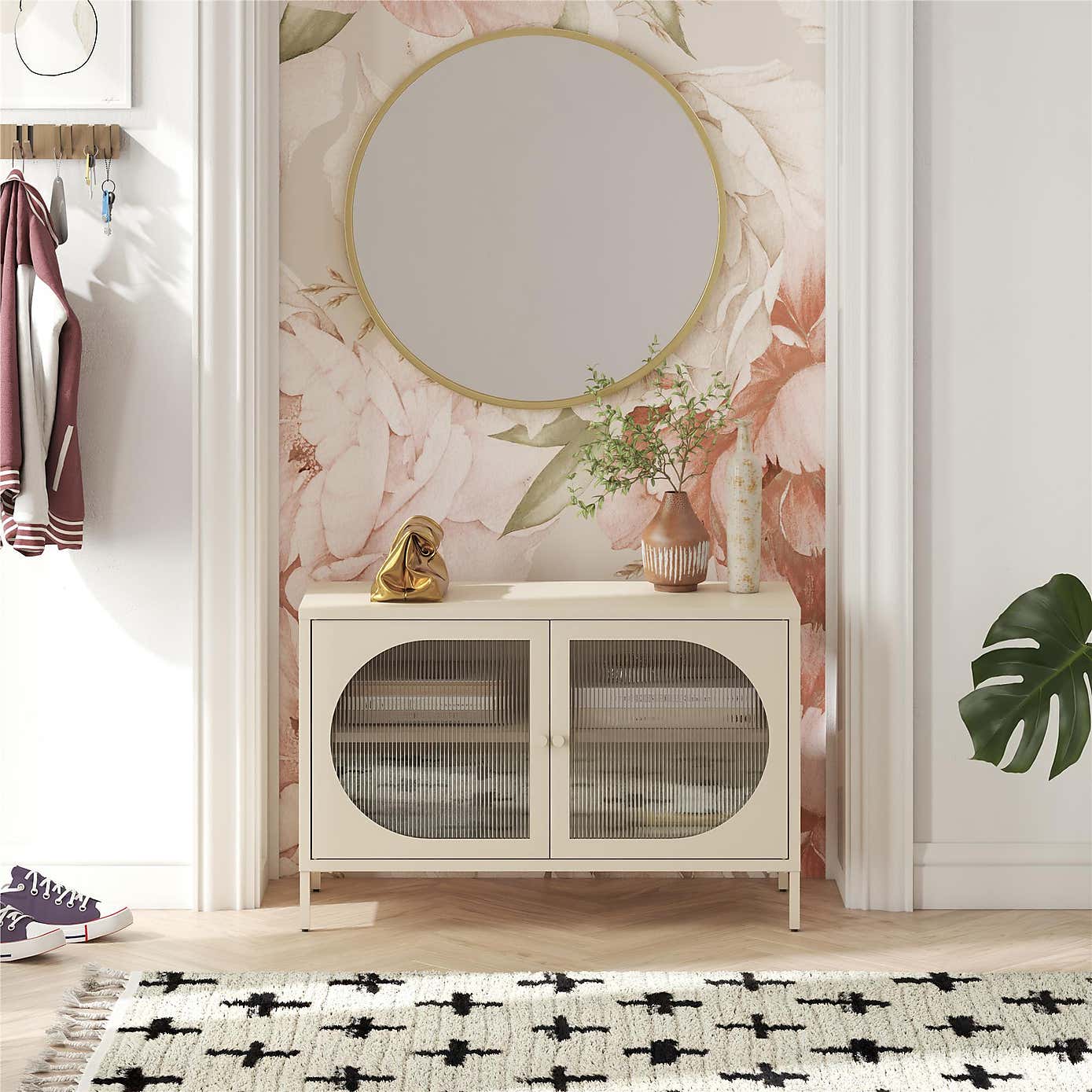 Luna Low Fluted Sideboard, Glass