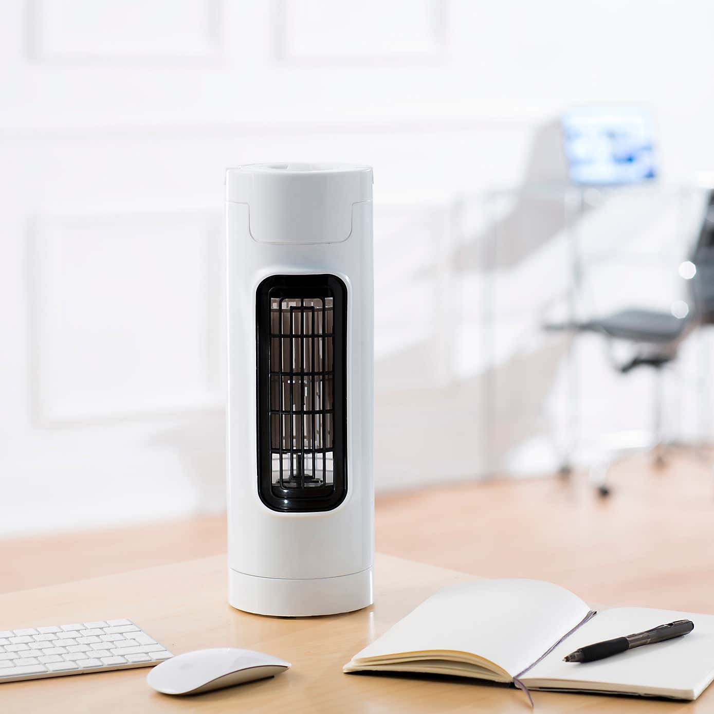 15" White Desk Tower Fan