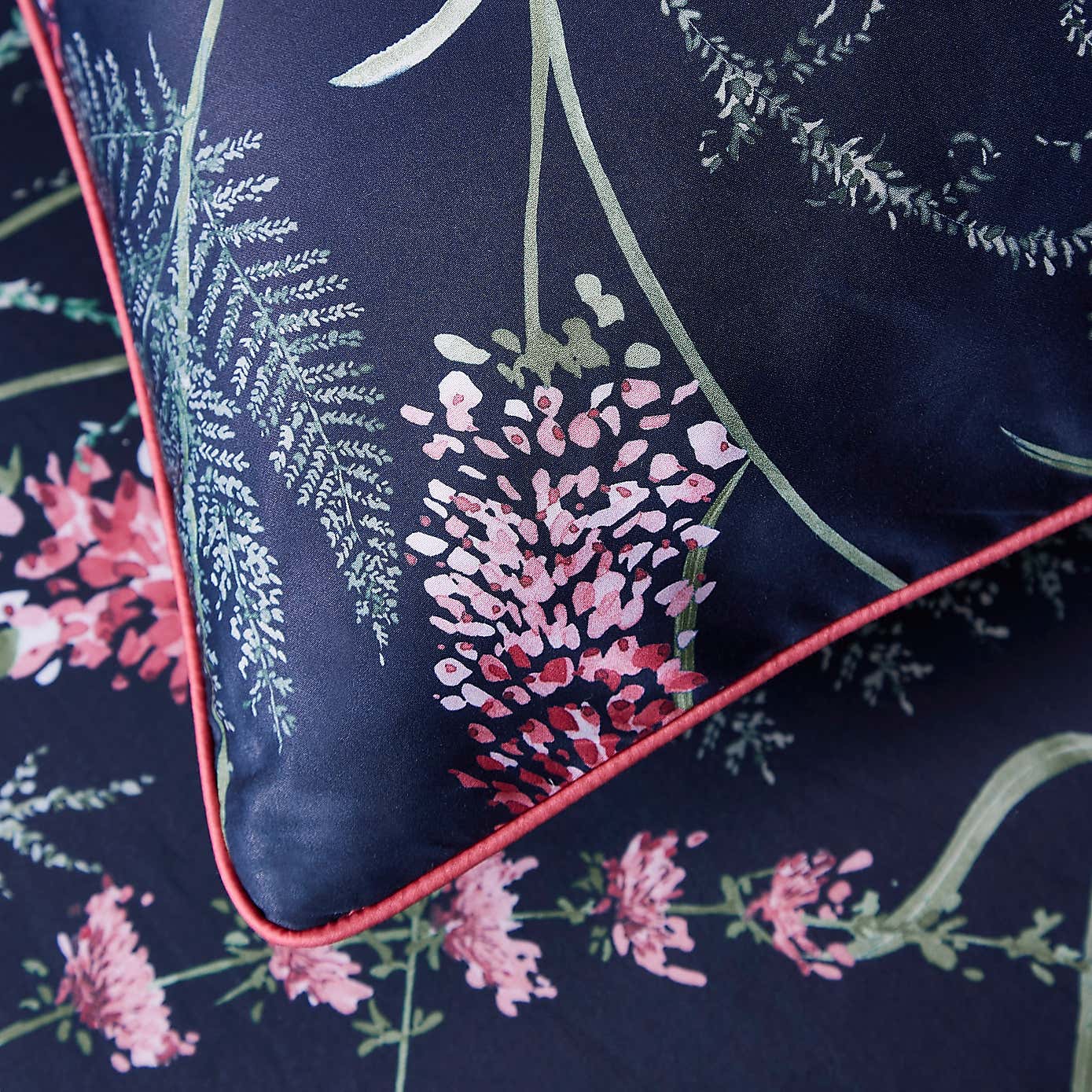 Dorma Winter Garden Navy 100% Cotton King Oxford Pillowcase Pair
