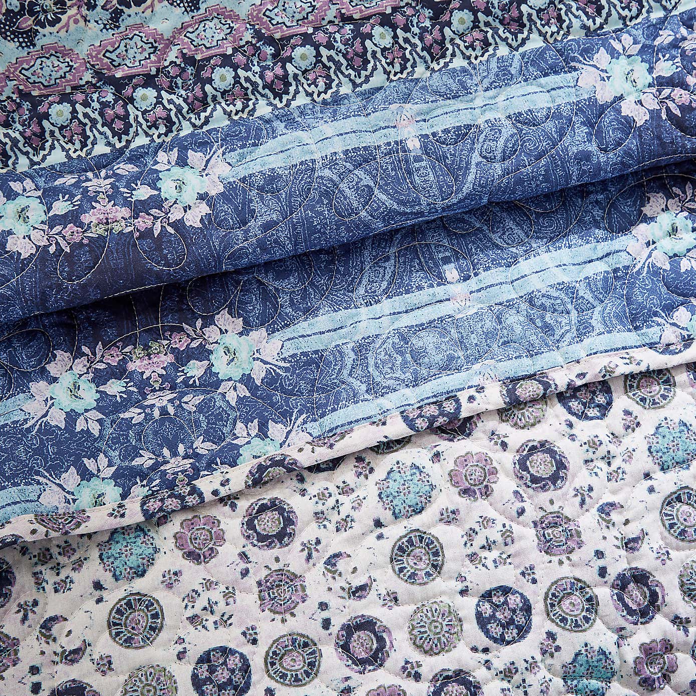 Antigoni Bedspread