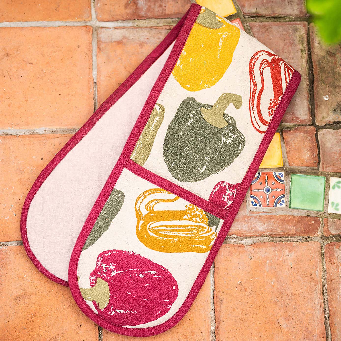 PurerHome x Eden Project Project Tomatoes Cotton Double Oven Glove