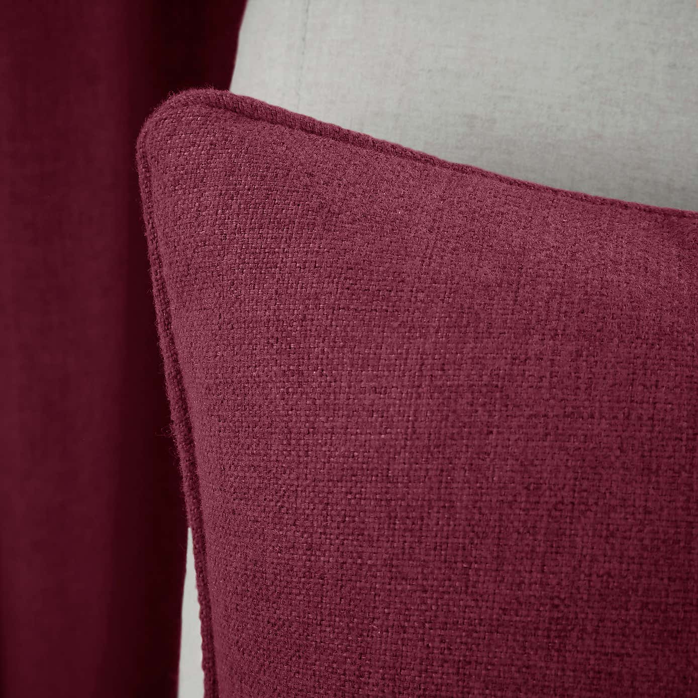 Jennings Cushion
