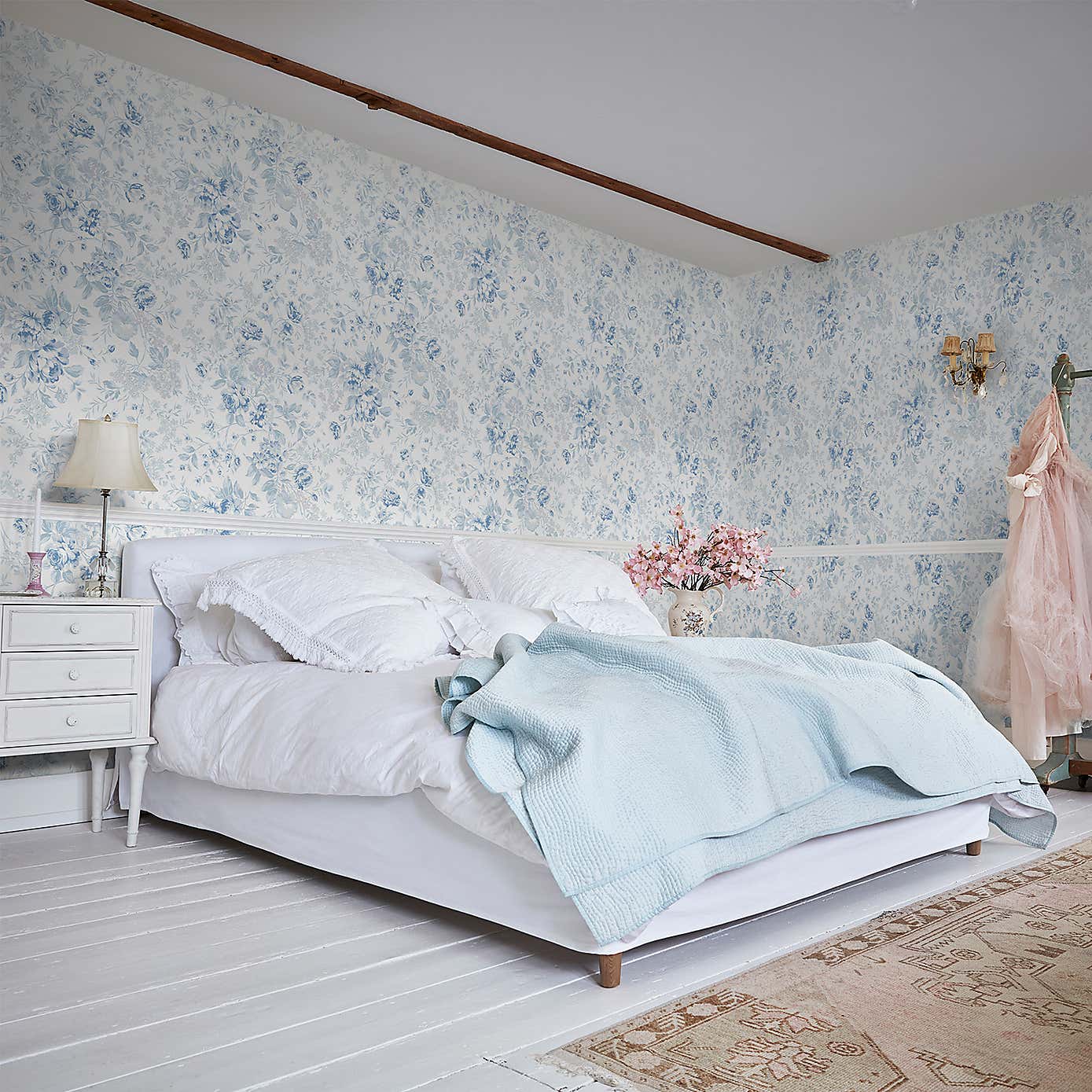 Rachel Ashwell Romantic Rose Wallpaper