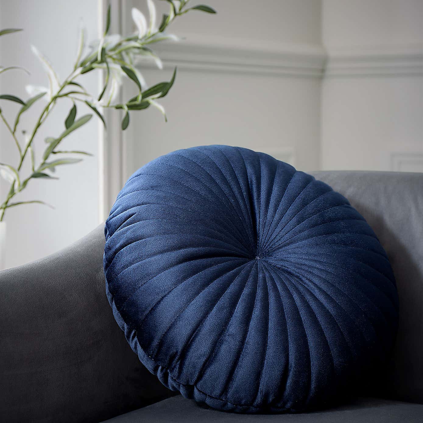 Catherine Lansfield Stitch Detail Round Cushion