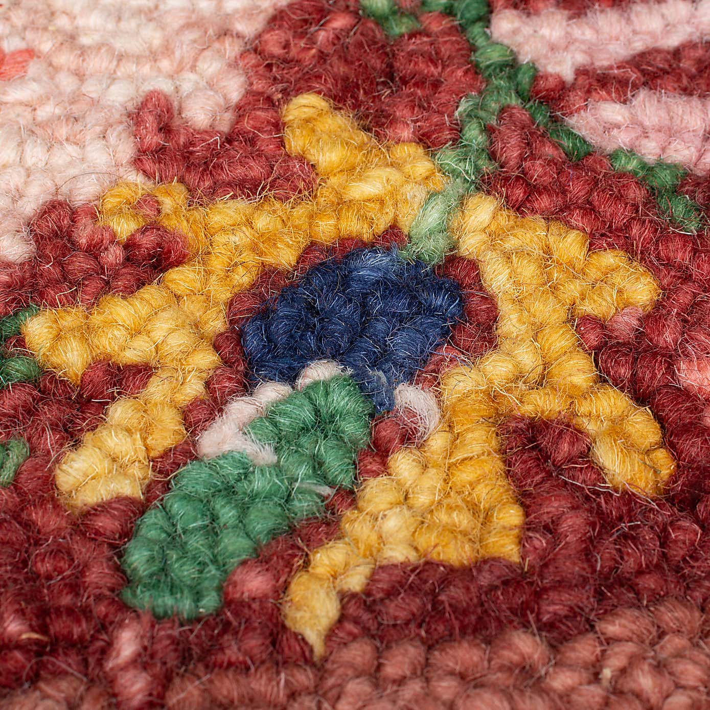 Hani Floral Wool Rug