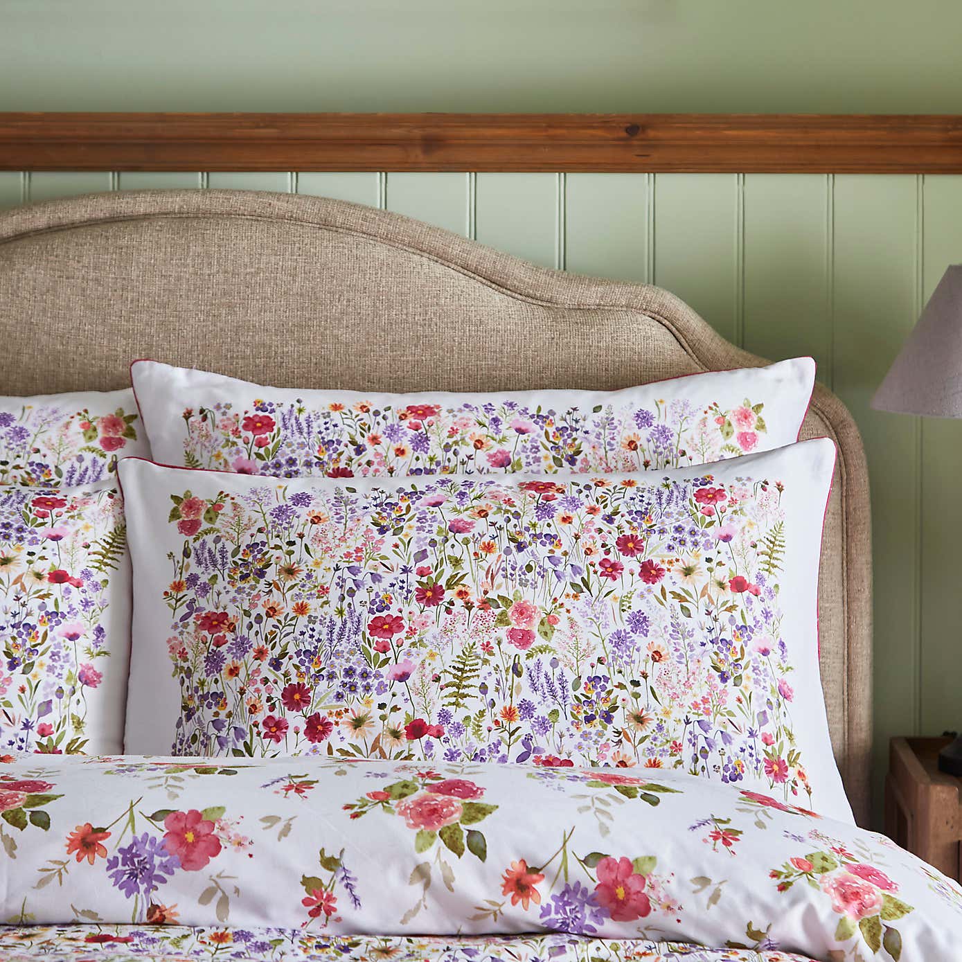 Dorma Modern Ditsy 300 Thread Count Standard Pillowcase Pair