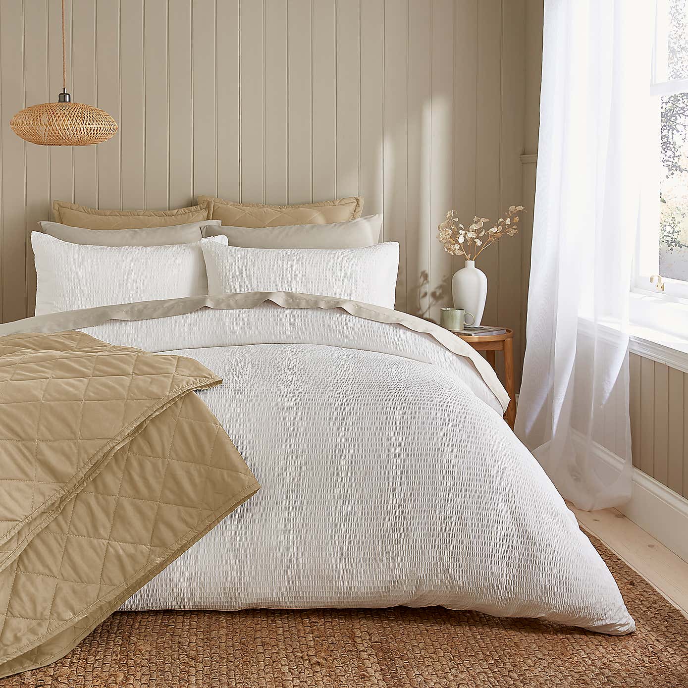 Larken Seersucker Standard Pillowcase Pair