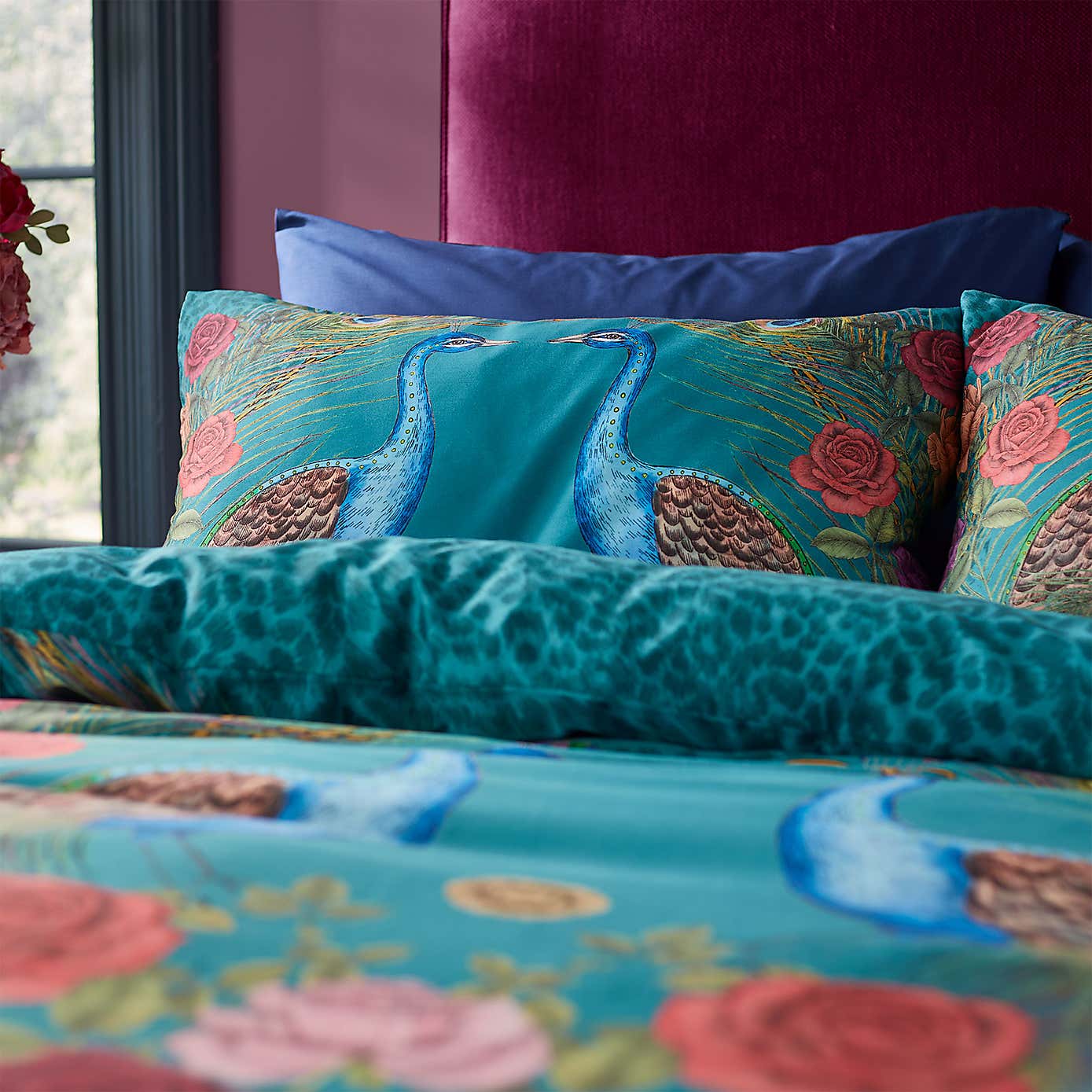 Matthew Williamson Xanadu Peacock 200 Thread Count Cotton Pink Duvet Cover and Pillowcase Set