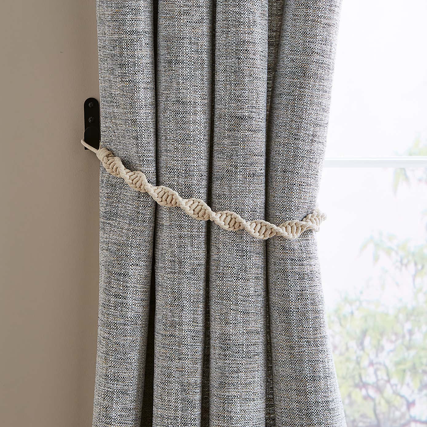 Macrame Twist Tieback