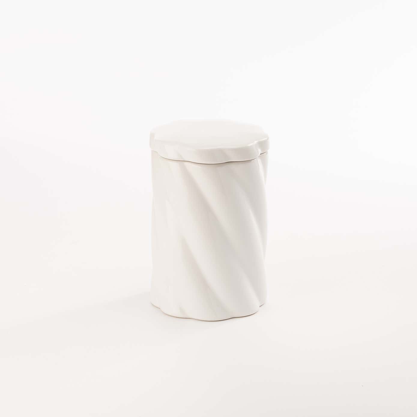Twisted Canister