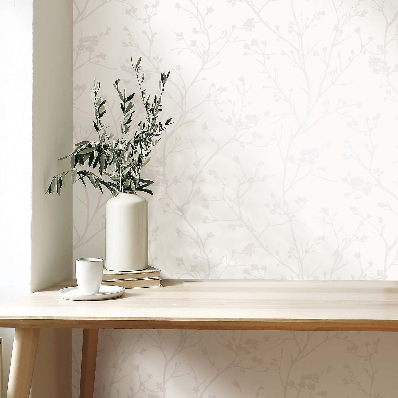 Ivory Sprig Wallpaper