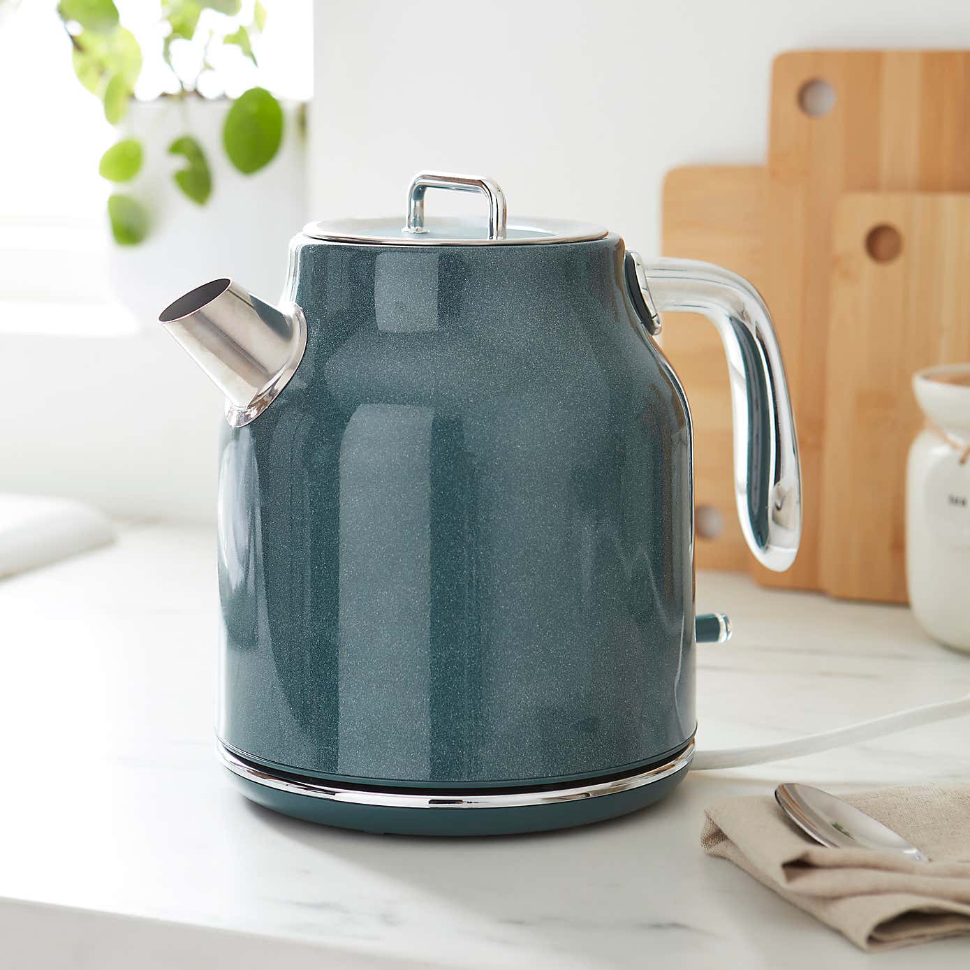 Montreal 1.7L 3KW Kettle Navy