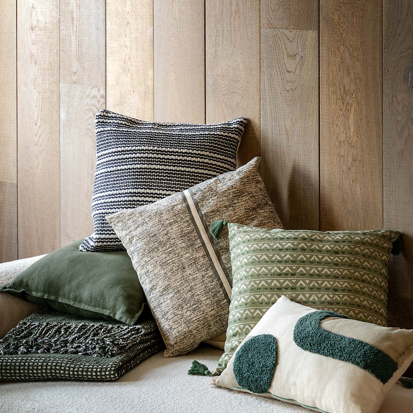 Larbet Grey Throw