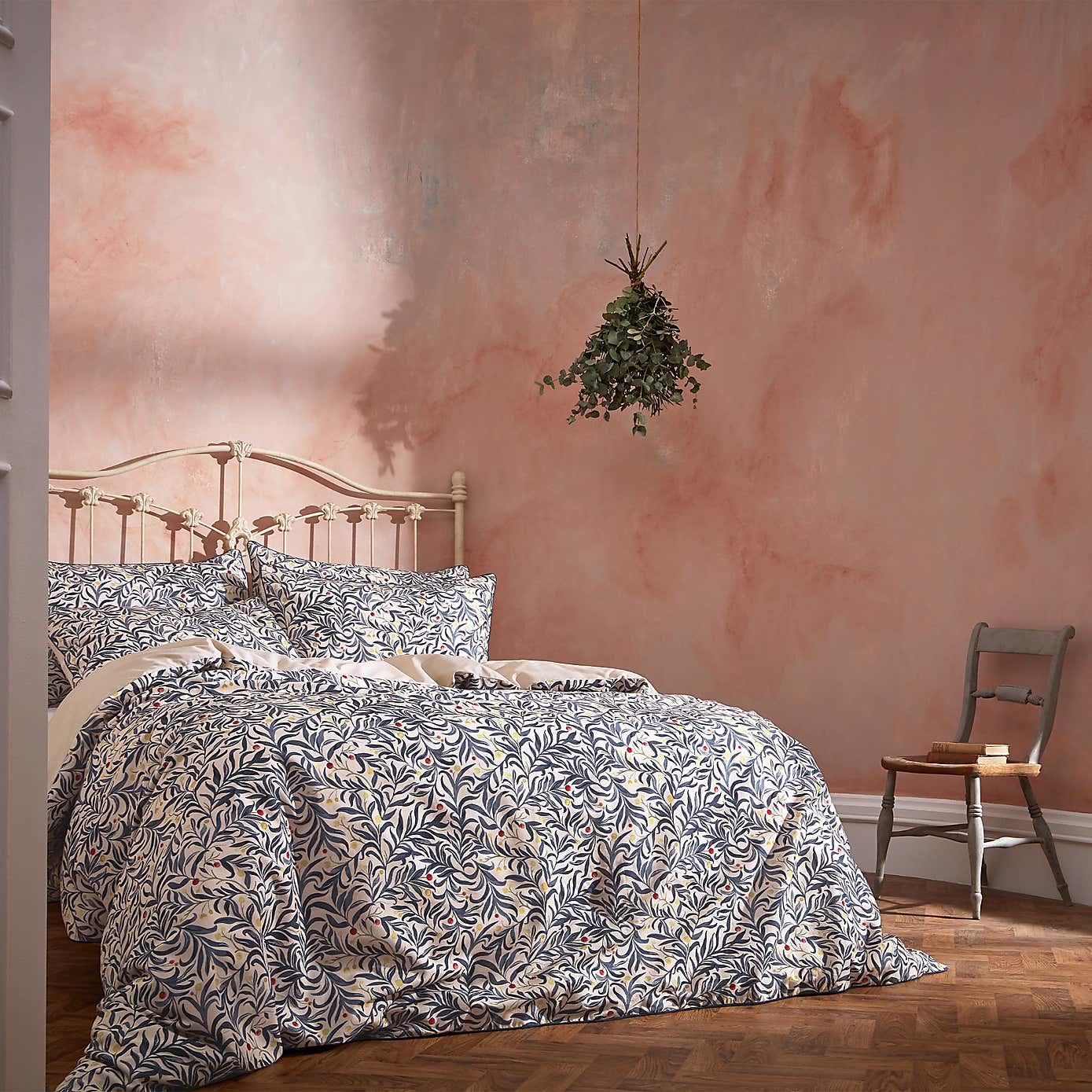 EW by Edinburgh Weavers Malory Floral Navy 100% Cotton Sateen Pillowcase Pair