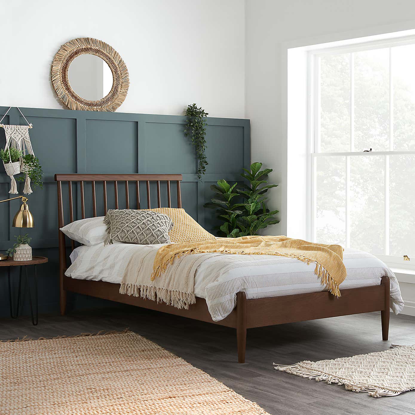Spindle Bed