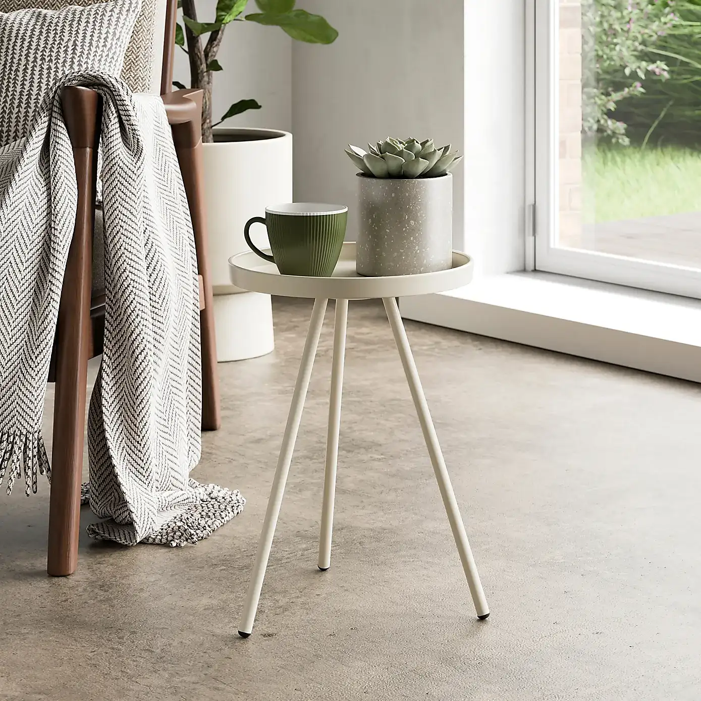 Kai Side Table