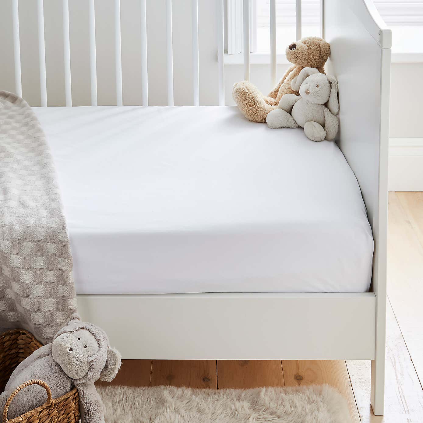 Fogarty Little Sleepers Perfectly Washable Waterproof Cot Mattress Protector
