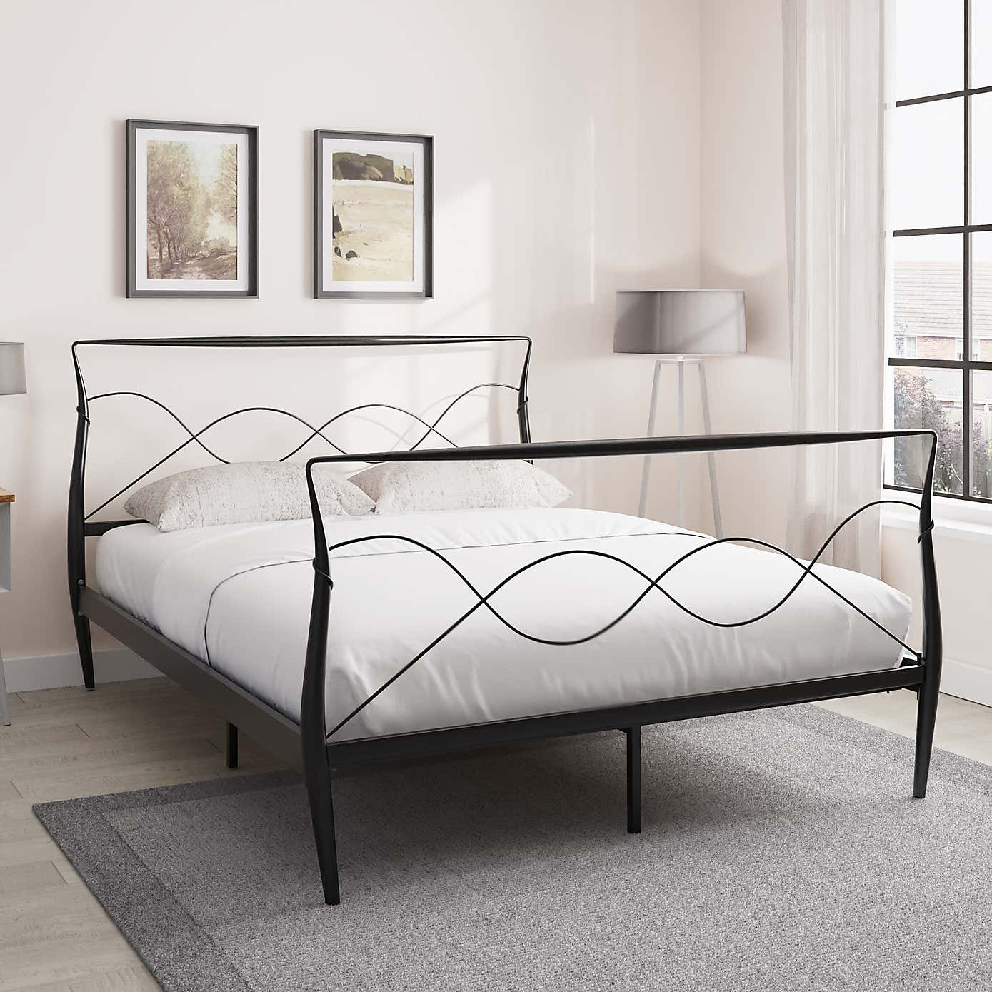 Rimini Metal Bed