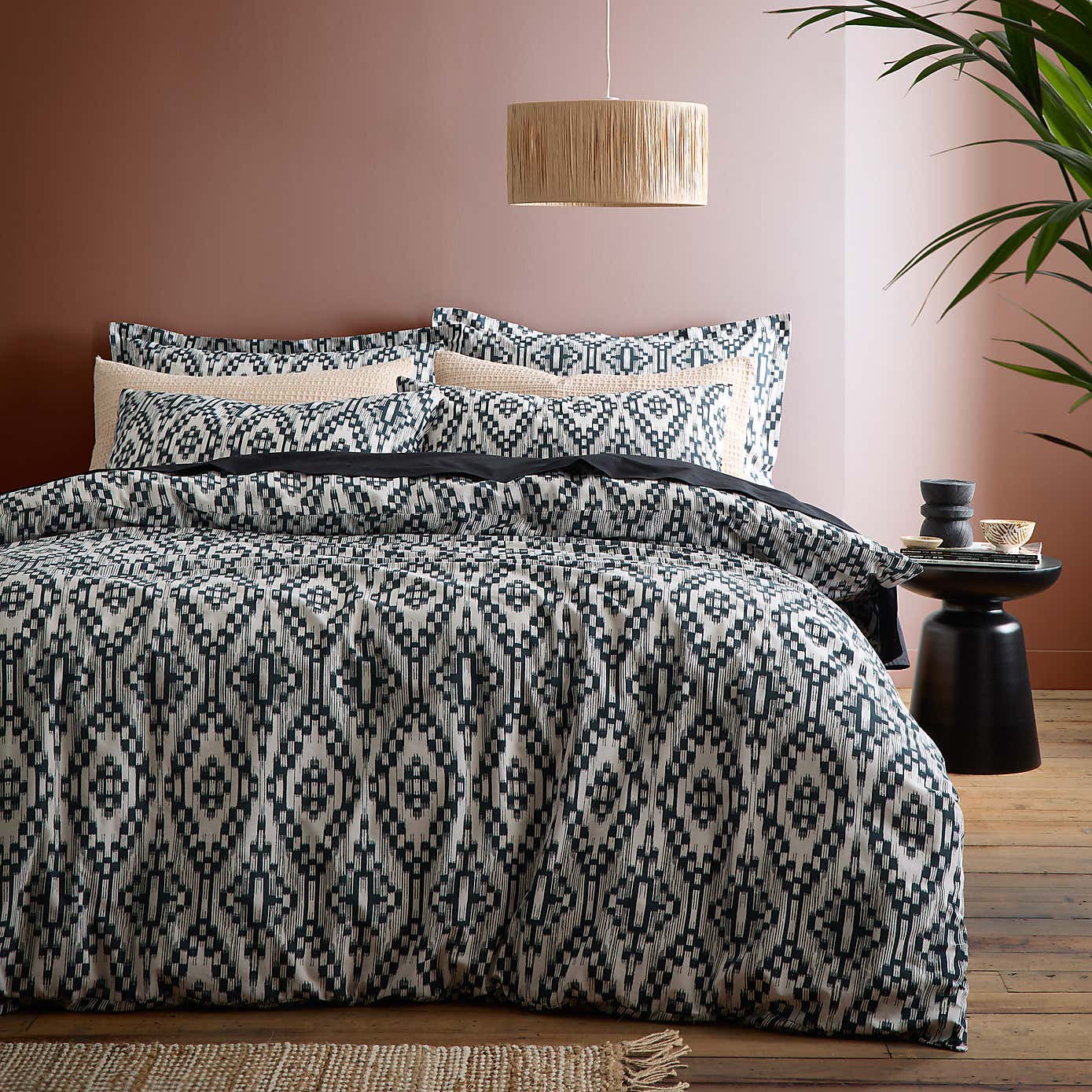 Syrah Ikat Black Oxford Pillowcase