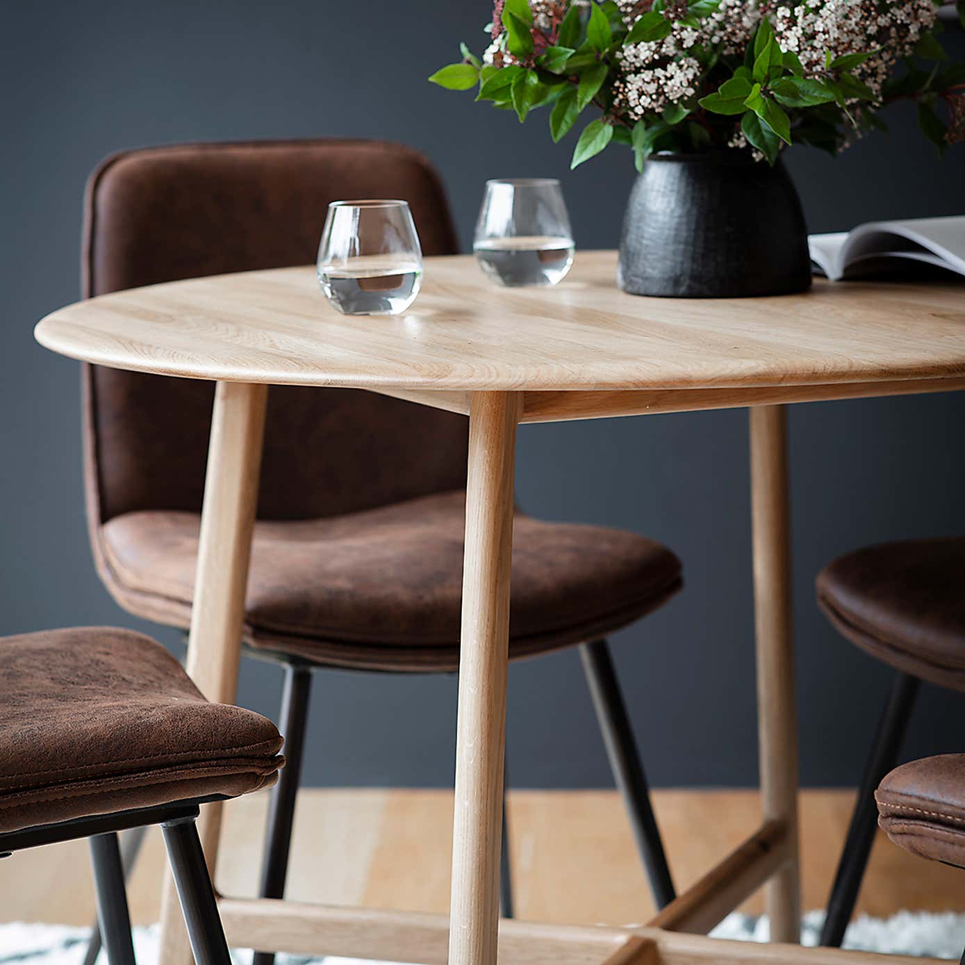 Hinton Oak Dining Table