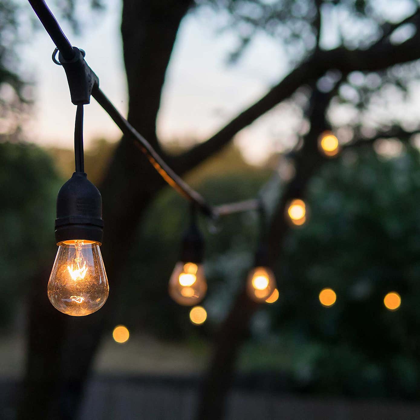 V-TAC 15 LED Festoon String Lights & Filament Bulbs Indoor Outdoor Bundle