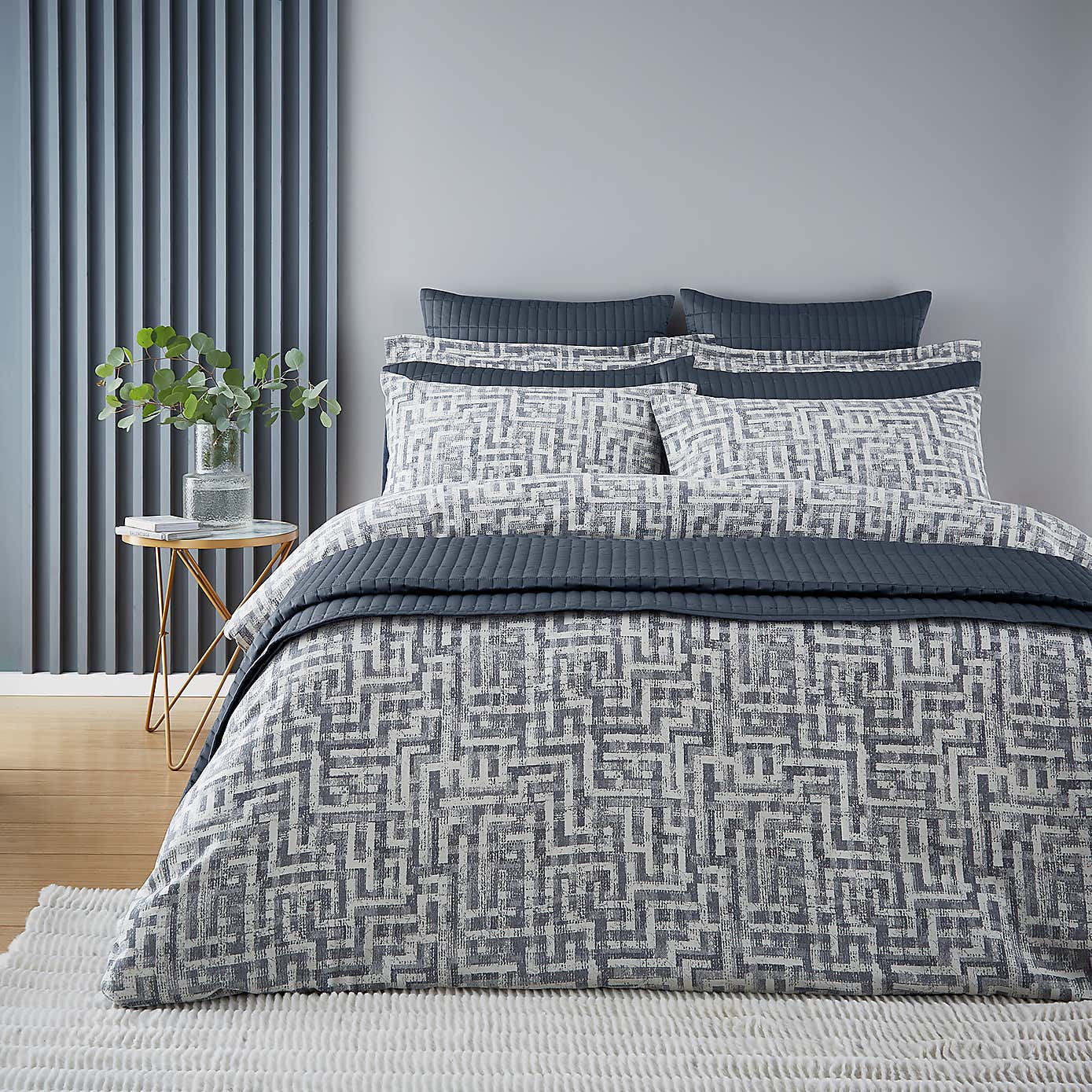 Indus Geo Jacquard 100% Cotton Duvet Cover and Pillowcase Set