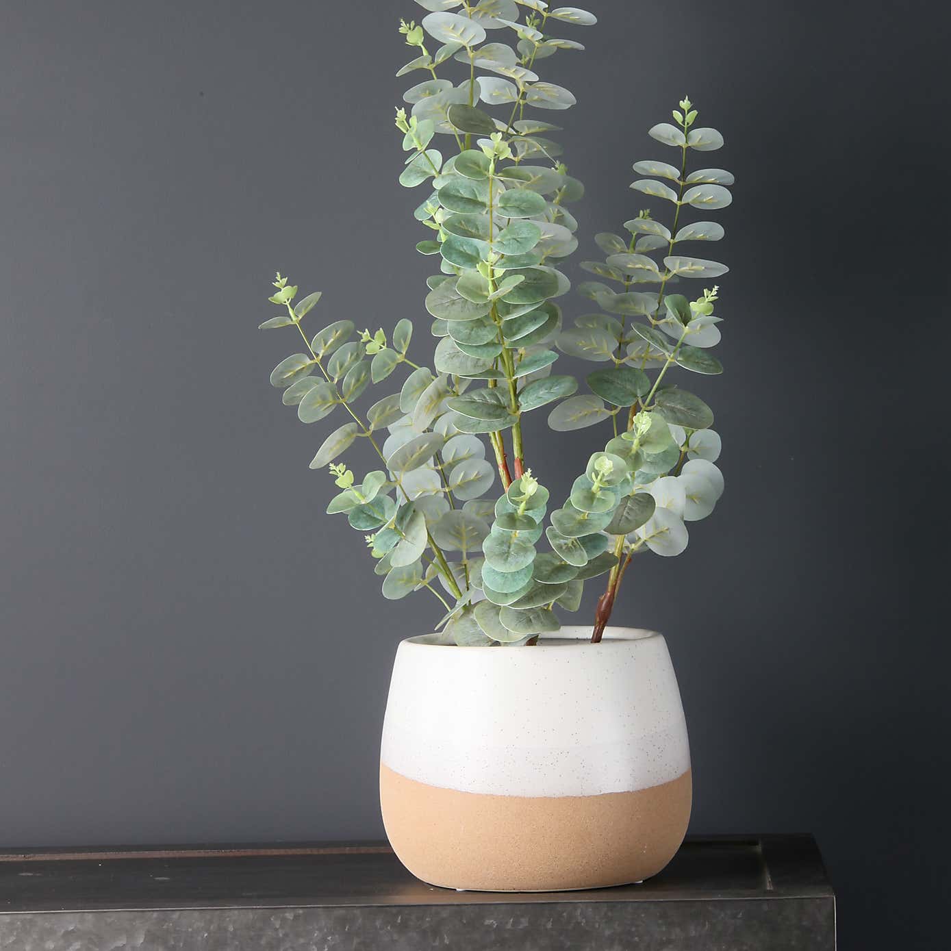 Two Tone Curved Planter 17cm x 22cm