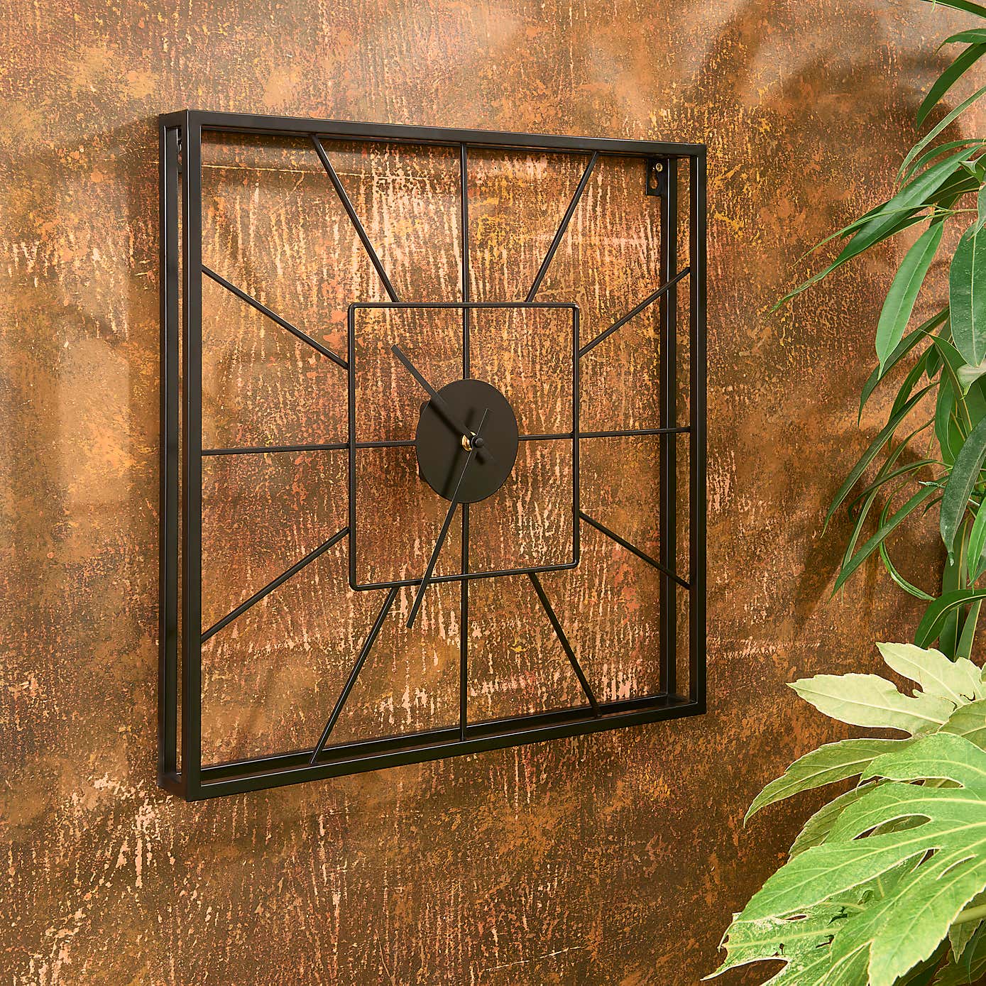 Indoor Outdoor London Clock 45cm